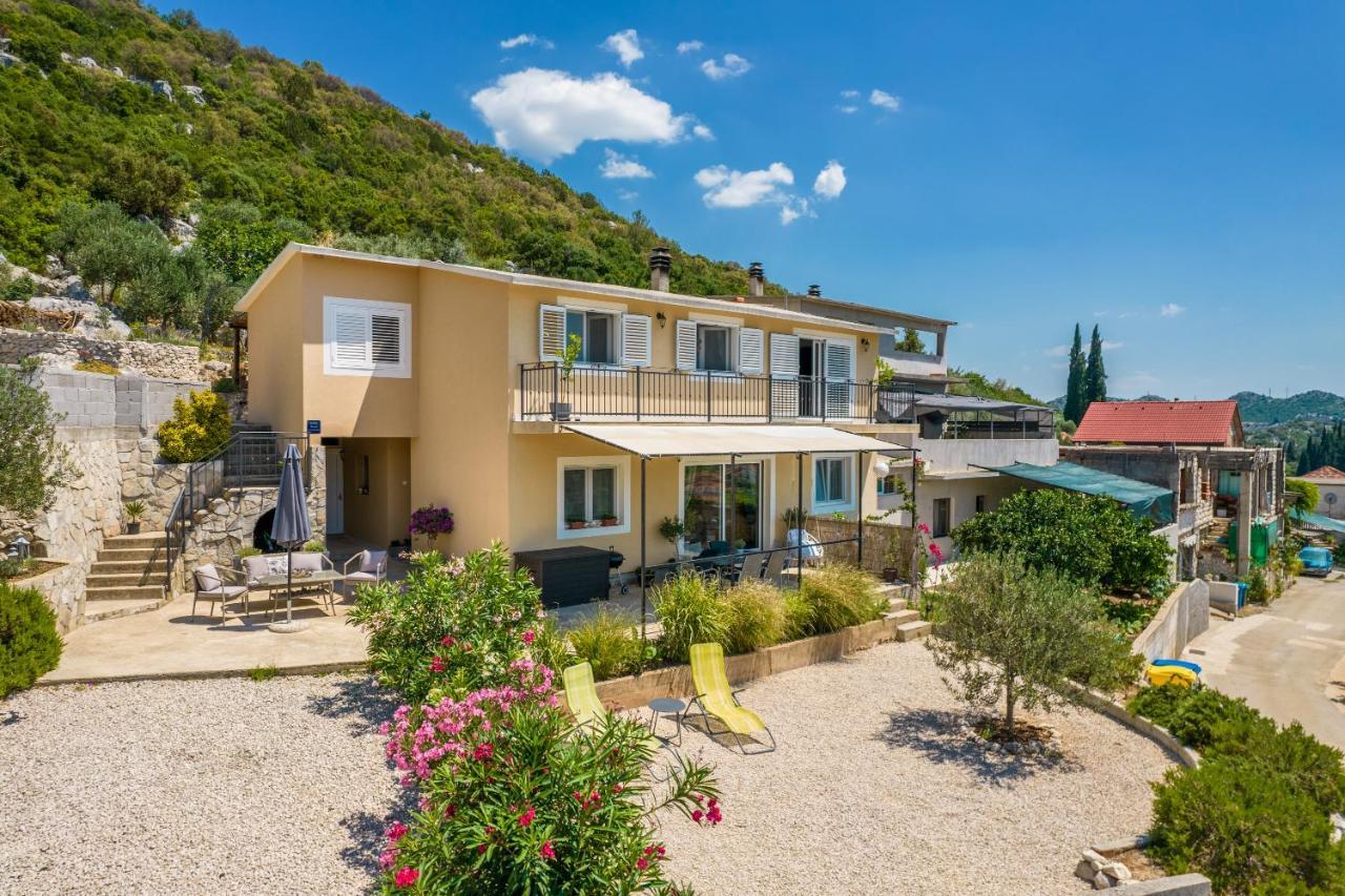 Ella Apartment Peracko Blato