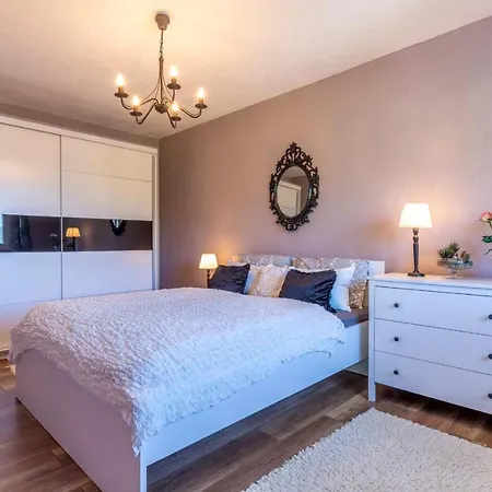 Apartman Ella Peracko Blato Exterior photo